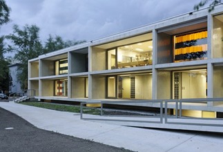 Schulanlage Hirzenbach, Foto: Beat Bühler