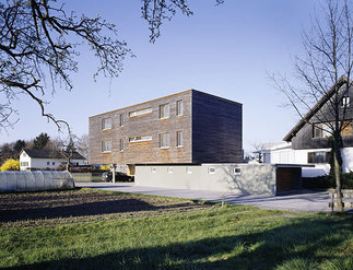 Niedrigenergiehaus Jussel + Jussel, Foto: Bruno Klomfar