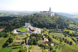 Visitor centre of the Pannonhalma Archabbey, Foto: Balázs Kátai