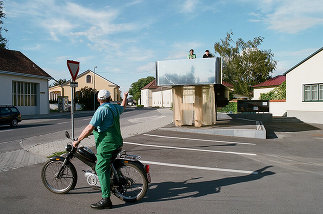 Dorfplatzgestaltung Paasdorf, Foto: Hertha Hurnaus