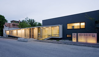 lux: Adaptierung und Erweiterung Bürogebäude Fa. Luxbau, Foto: Hertha Hurnaus