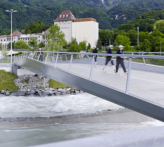 Tiflisbrücke, Foto: Markus Bstieler