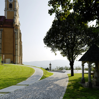 Wallfahrtskirche Pöllauberg _ Zugang, Foto: Paul Ott