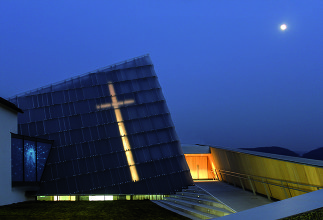 Kirche und Gemeindezentrum Rif, Foto: Andrew Phelps © Georg Kleeberger