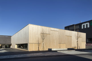 Sporthalle und Mehrzweckgebäude der Mittelschule Klaus-Weiler-Fraxern, Foto: Dietrich | Untertrifaller Architekten