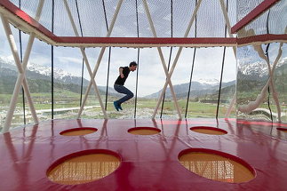 Swarovski Kristallwelten - Spielturm und Spielplatz, Foto: Snøhetta