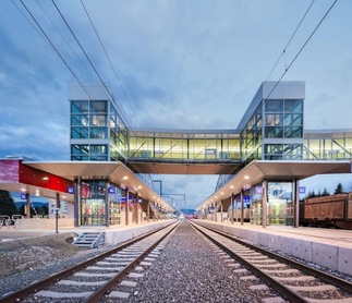 Skywalk Bahnhof Zeltweg, Foto: Roman Bönsch