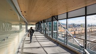 Skywalk Bahnhof Zeltweg, Foto: Roman Bönsch