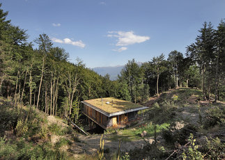 Haus im Bergwald, Foto: birgit koell fotografie Ein Auge für Fotografie