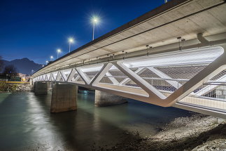 Grenobler Brücke – Straßenbahn-, Rad- und Fußwegbrücke, Foto: Johannes Felsch
