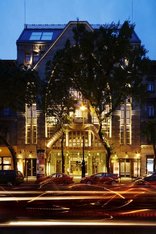 Paris Department Store, Foto: Tamás Bujnovszky