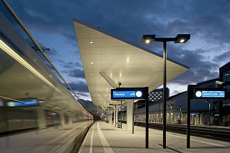 Hauptbahnhof Salzburg, Foto: Angelo Kaunat