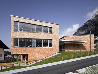 Kindergarten und Volksschule Nesselwängle, Foto: Manfred Seidl