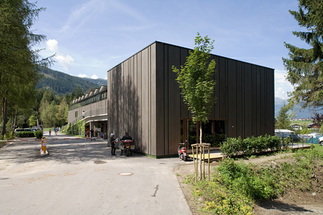 Hauptgebäude und Badehaus Natterer See, Foto: Nikolaus Schletterer