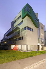 Stairs & Stripes - Wohnbau mit 14 geförderten Wohnungen, Foto: Severin Wurnig