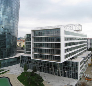 Bürogebäude „Plus Zwei“, Foto: Heinz Schmölzer