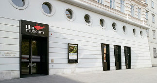 Umbau Foyer/Bar Filmmuseum, Foto: Hertha Hurnaus