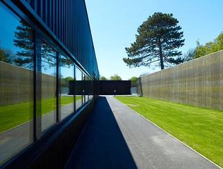 Wirtschaftsgebäude Zentralfriedhof Wien, Foto: Bruno Klomfar