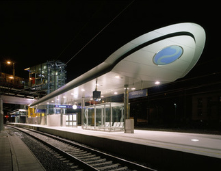 S-Bahn-Station Gnigl – Schwabenwirtsbrücke, Foto: Gebhard Sengmüller