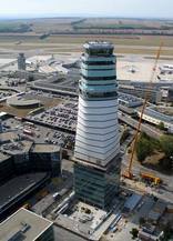 Flughafen Tower Schwechat, Foto: Reinhard Forster