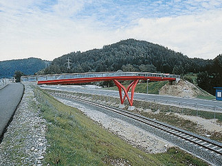 Fuß- und Radbrücke, Foto: Günter Richard Wett