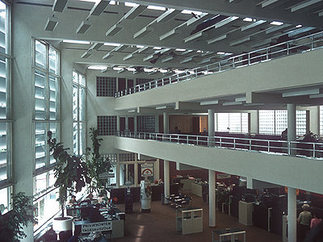 Zentralsparkasse Floridsdorf, Foto: Friedrich Achleitner