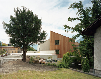 Mehrfamilienhaus Gapont, Foto: Future Documentation / EO