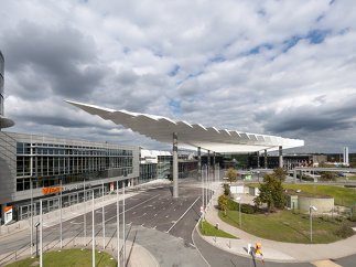 Messe Nürnberg - Eingang Mitte, Foto: Gerhard Hagen