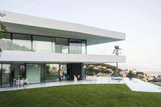 Villa Golden Eye, Foto: anylis architecture