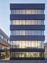 Bürogebäude Tiger Coatings Wels, Foto: Kurt Hörbst