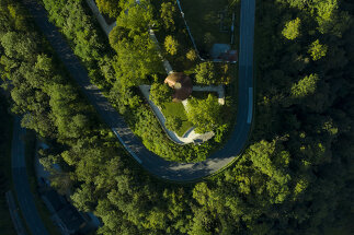 Schirm im Park, Foto: Christian Brandstätter