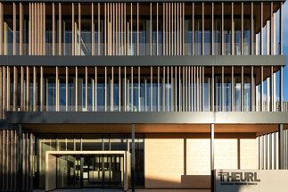 VERTIKAL – Bürogebäude Steinfeld, Foto: Tom Bause