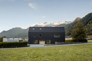 Winter-Plusenergiehaus Sol‘CH, Foto: Nadia Vontobel Architekten GmbH
