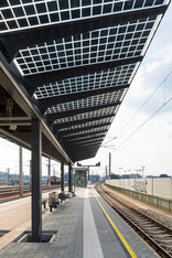 PV Bahnsteigdächer Matzleinsdorferplatz, Foto: Rupert Steiner