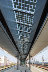 PV Bahnsteigdächer Matzleinsdorferplatz, Foto: Rupert Steiner