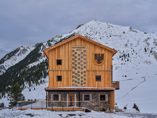 Dortmunder Hütte, Foto: Günter Richard Wett