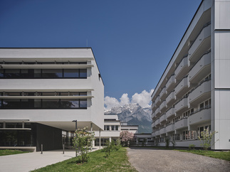 Tiroler Fachberufsschule für Fotografie, Optik und Hörakustik, Foto: Günter Richard Wett