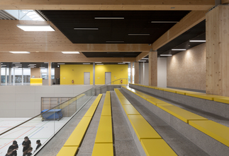 Schulcampus Schopfheim, Dreifachturnhalle mit Jugendzentrum, Foto: Matthias Seyfert