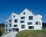 Sechsfamilienhaus, Foto: Hannes Henz