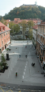 Dvorni trg and Hribarjevo nabrežje, Foto: Matej Vozlič