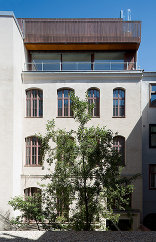 Dachaufbau Flachgasse, Foto: Bruno Klomfar