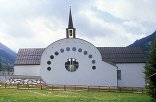 Pfarrkirche St. Laurentius, Friedhof, Leichenhalle, Foto: Margherita Spiluttini