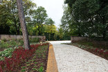 Neuer Vorplatz und Gartenzufahrt, Foto: 3:0 Landschaftsarchitektur