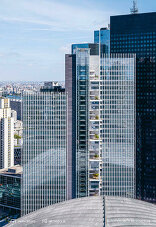 Living high, Trinity Tower, Paris La Défense, mit Cro&Co Architecture (Hrsg.). 